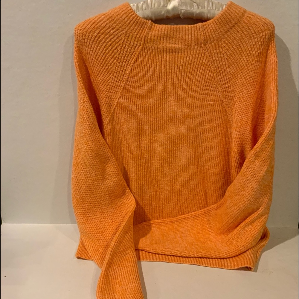 Long sleeve sweater